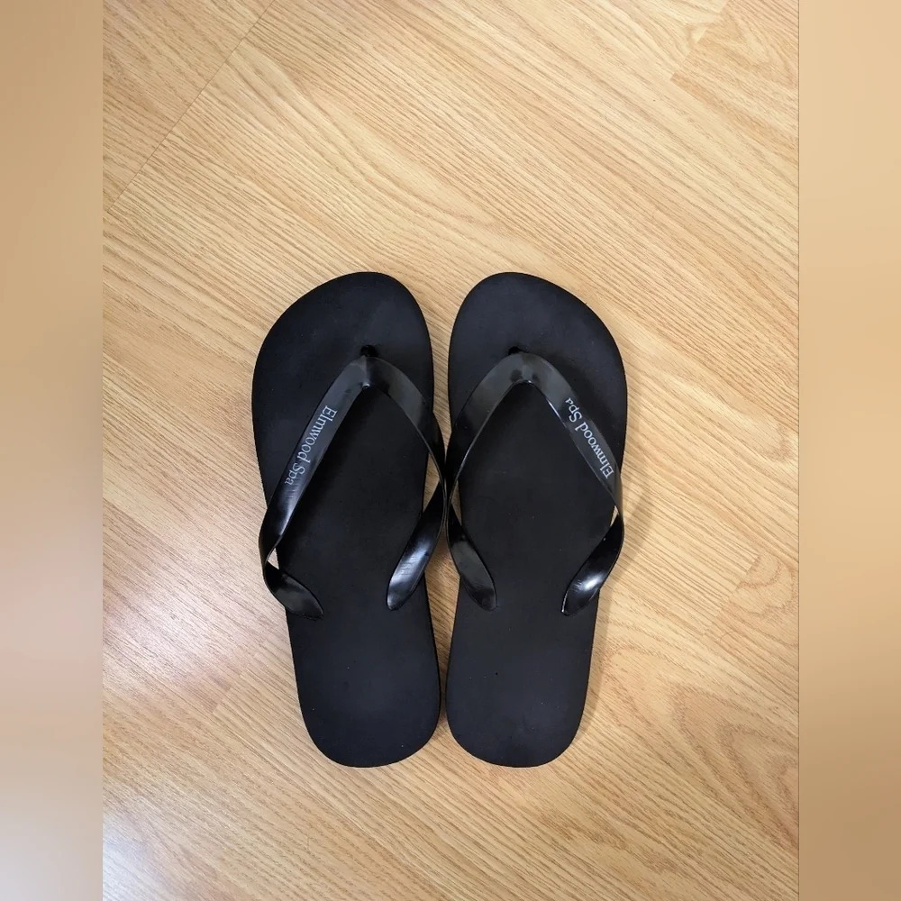 Black Flip  Flops